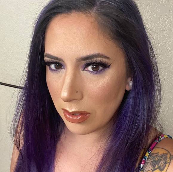 Meet your Posher, Lauren - Picture 1 of 1